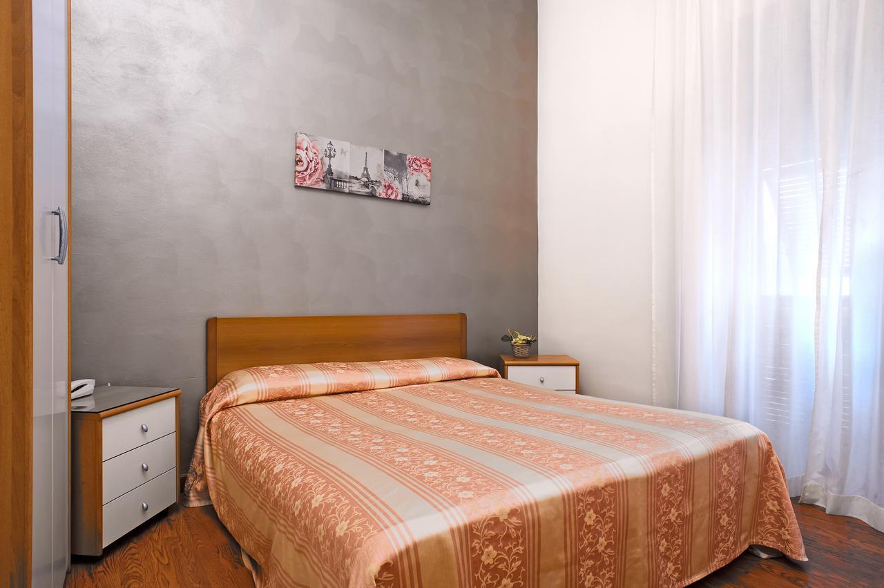 Via Marsaglia Rooms سانريمو المظهر الخارجي الصورة